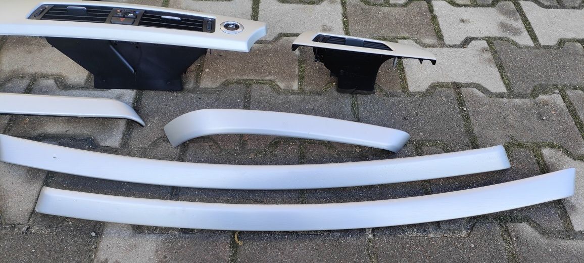 Dekory listwy ozdobne BMW e90 e91 Mpakiet szczotkowane Aluminium