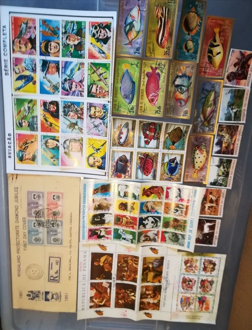 117 Coleção de Selos Antigos
