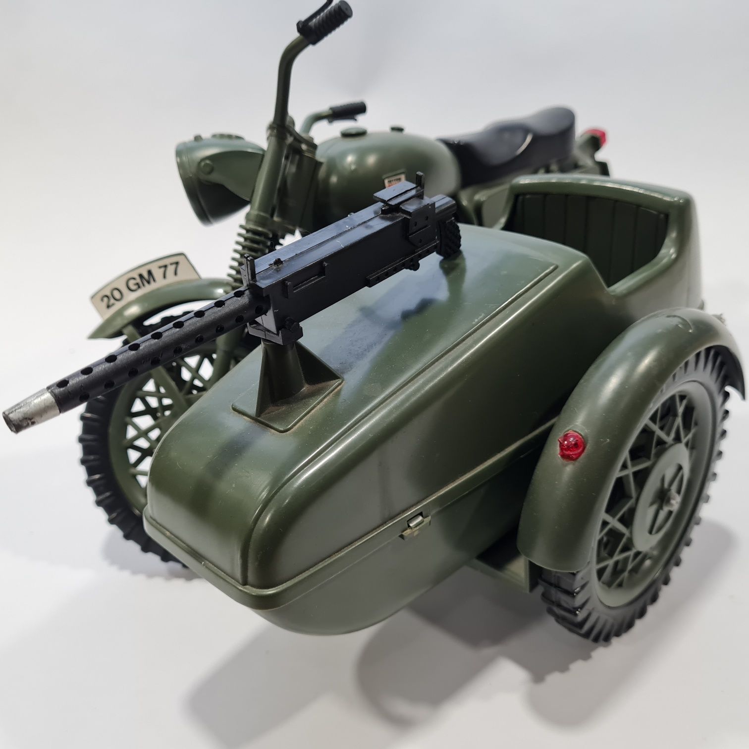 Mota militar com side car antiga Geyperman