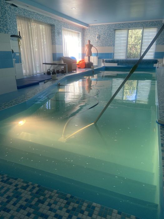 Монтаж та обслуговування басейнів та обладнання