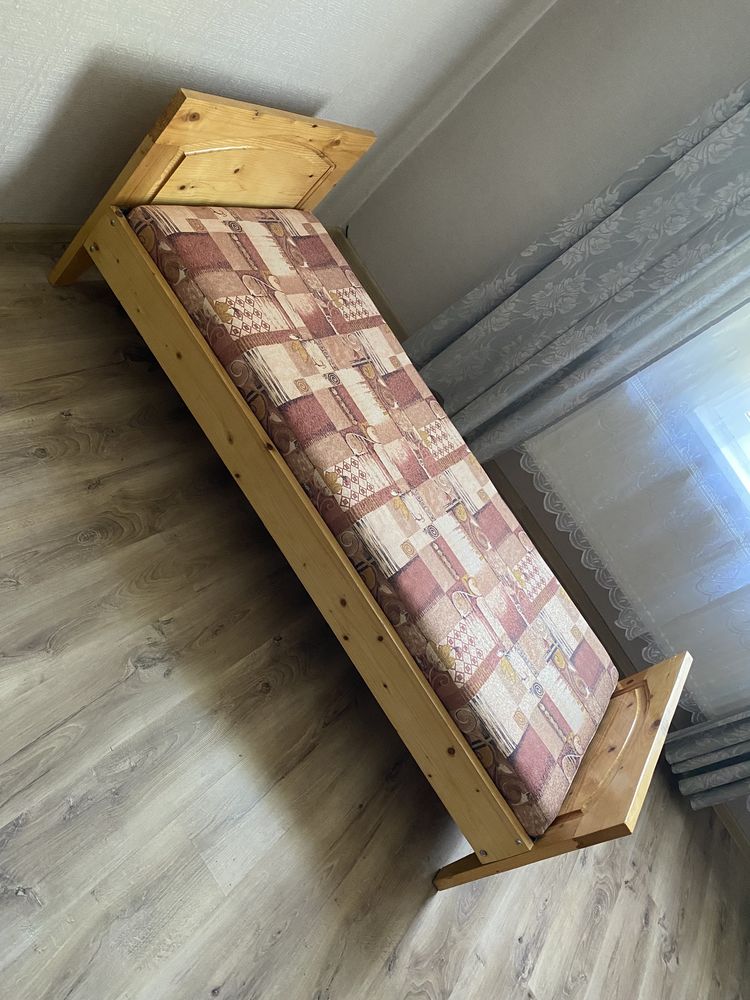 Ліжко дерев’яне!