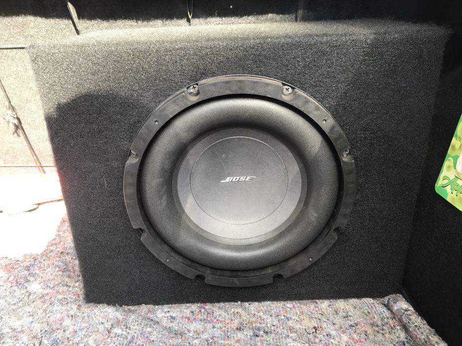 Активний сабвуфер Bose