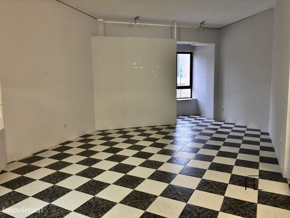 Loja, Porto, Gondomar