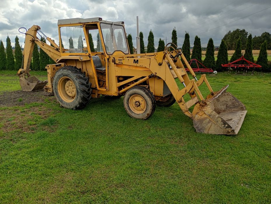 Sprzedam koparko ładowarkę MF