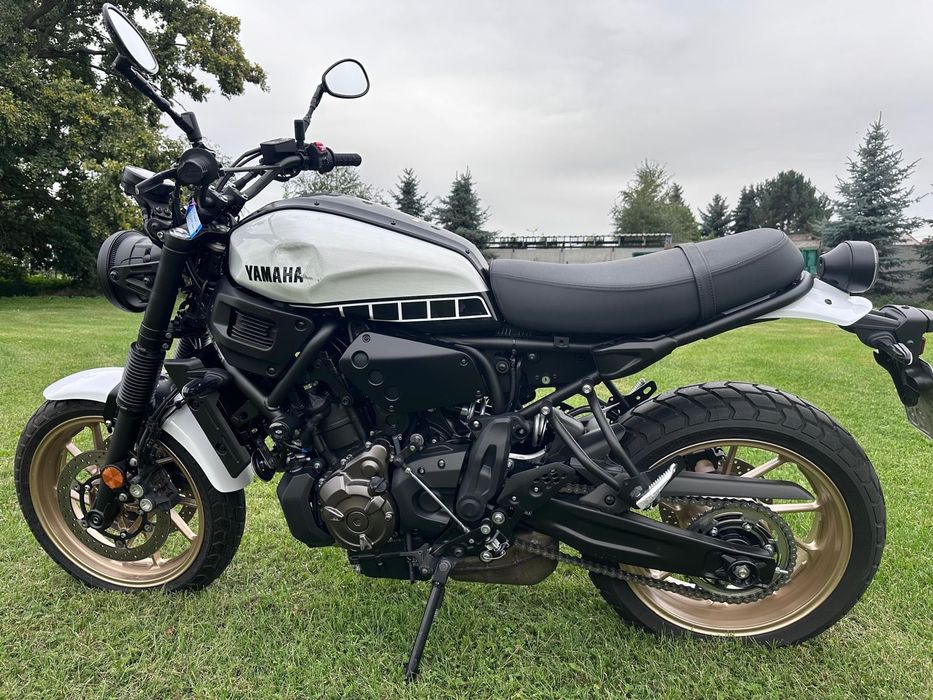 Yamaha xsr 700 jak Nowa
