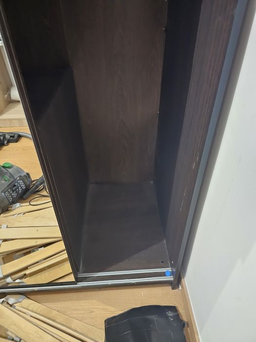 Ikea roupeiro com espelho