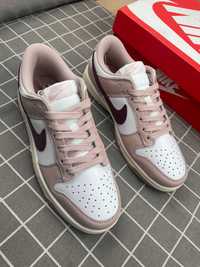 Nike Dunk Low Beige Taille 39