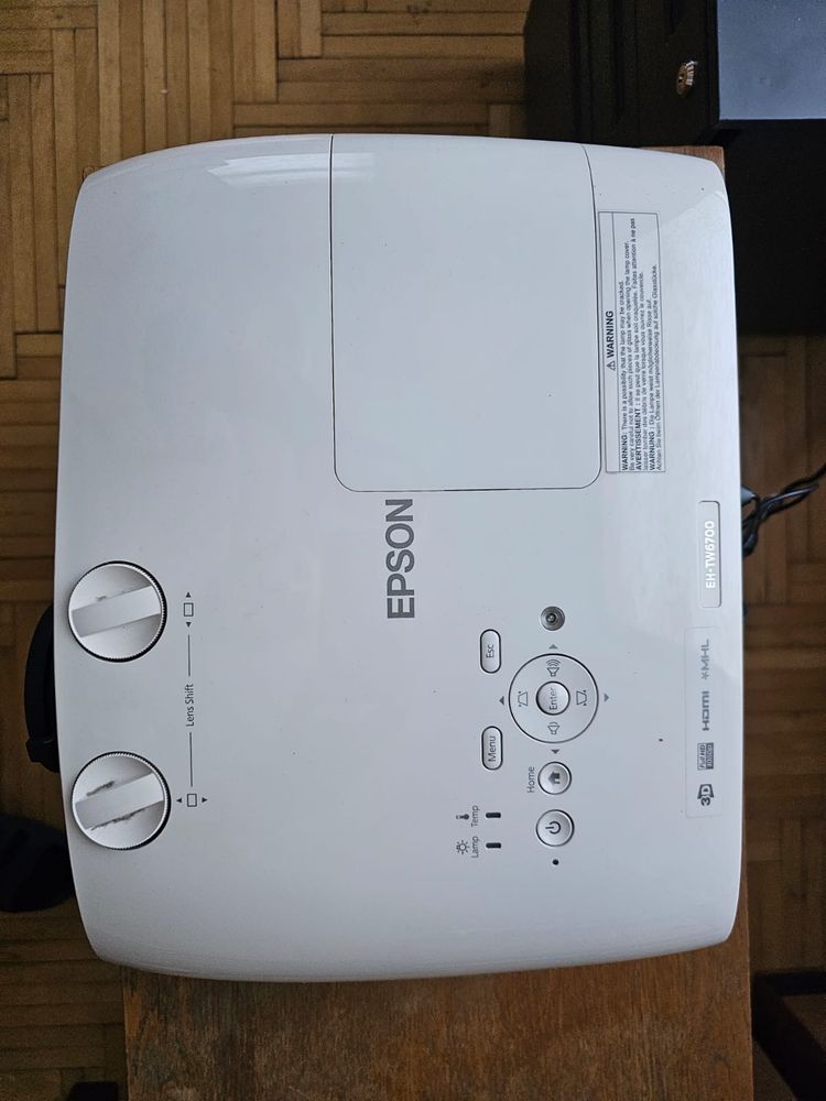 Epson TW6700 projektor