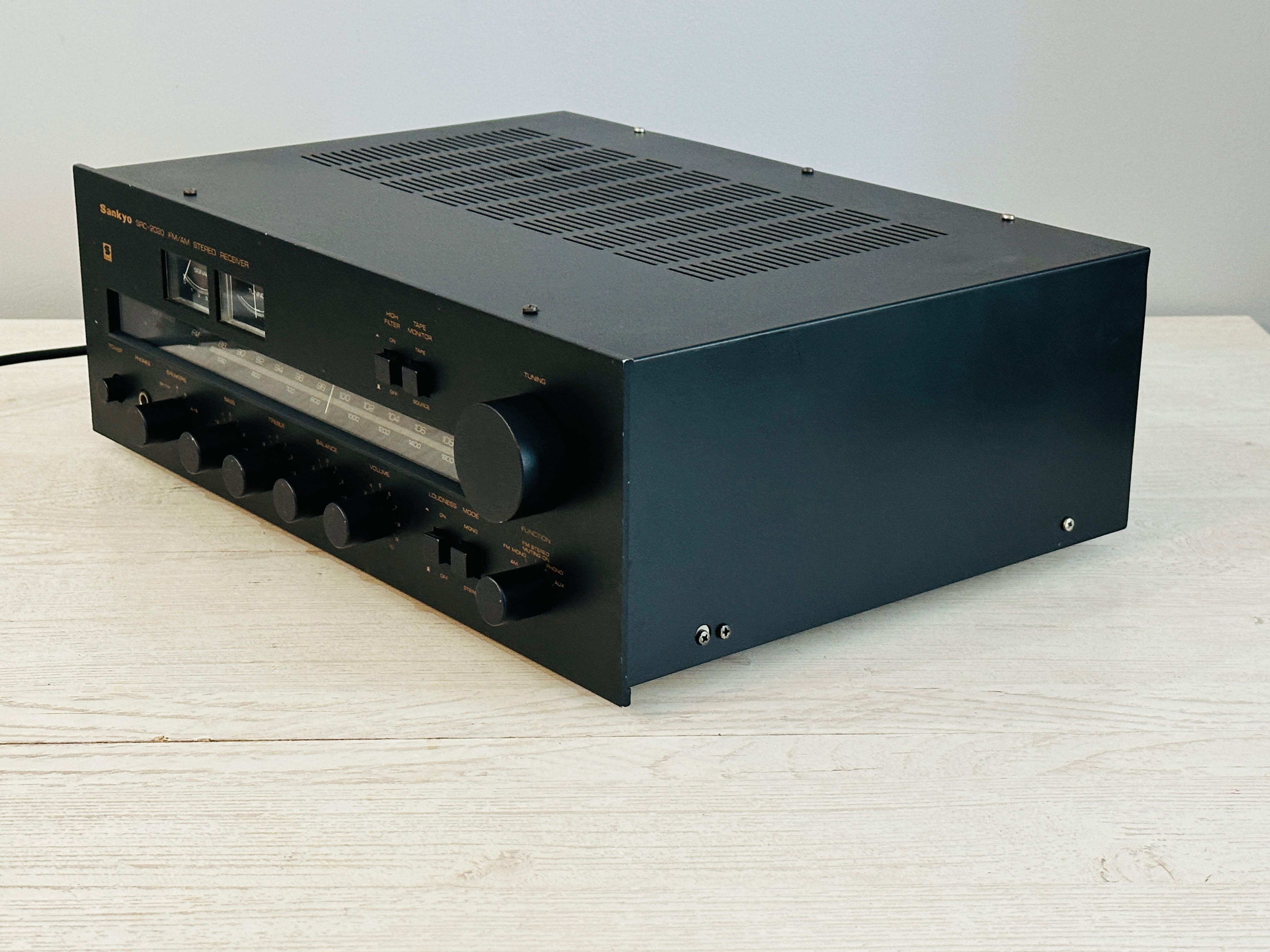 Sankyo SRC-2020 wzmacniacz amplituner