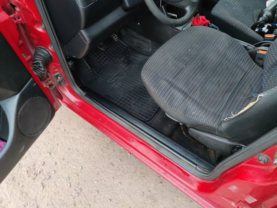 Продам автомобіль Wolkswagen Vento 1.8