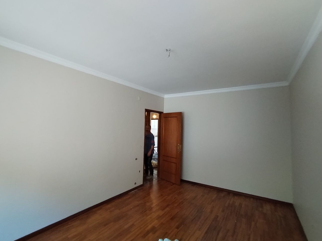 Serviços de pintura e pequenos serviços (handyman)