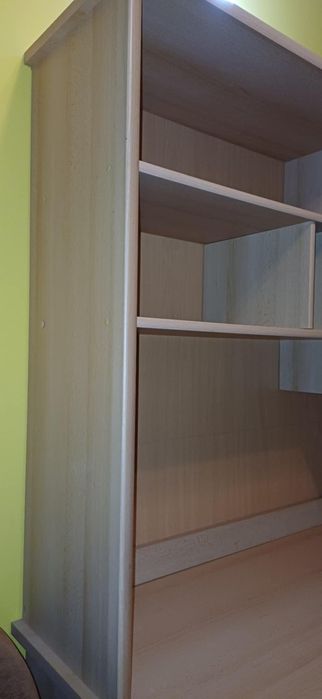 Młodzieżowe biurko