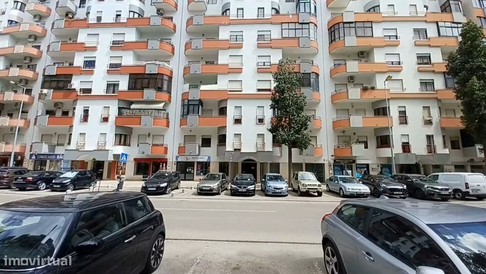 Apartamento T2 Laranjeiro - Almada