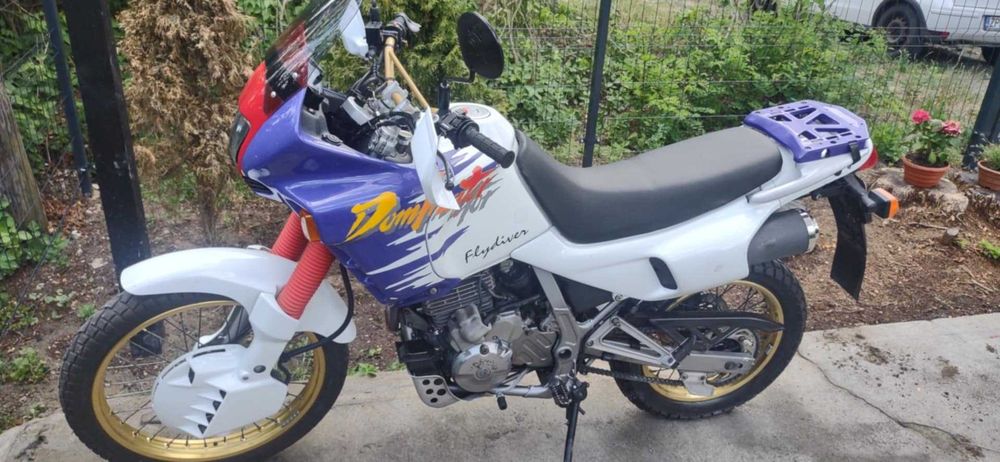 Honda NX 650 Dominator motocykl