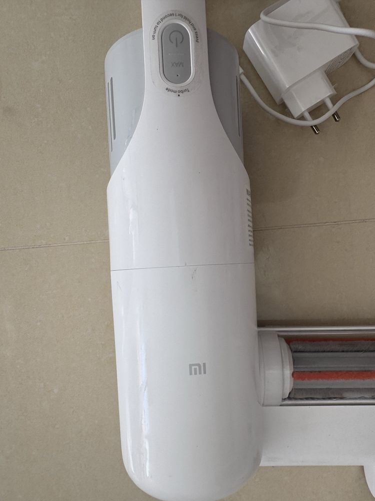 Aspirador vertical Mi Vacuum Cleaner Light