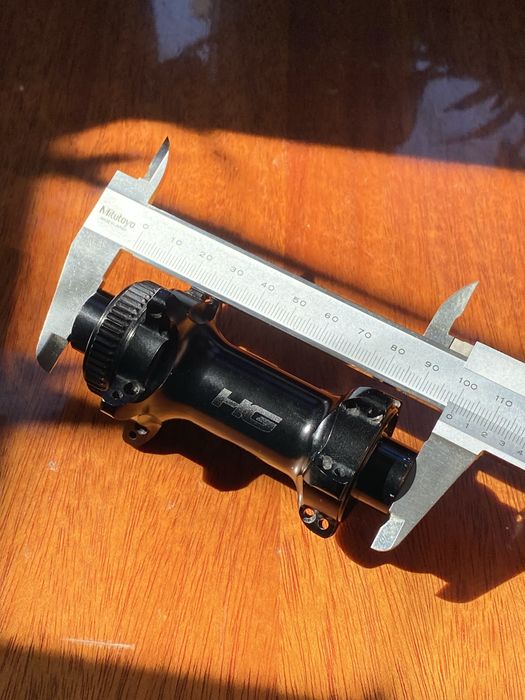 Komplet piast DT Swiss 240 Hollowgram 12x142 straightpull Cannondale