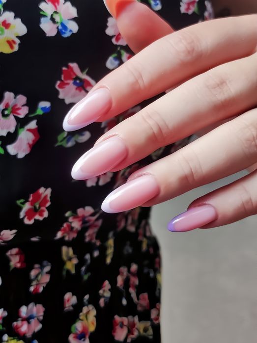 Манікюр, педикюр, корекція нарощення