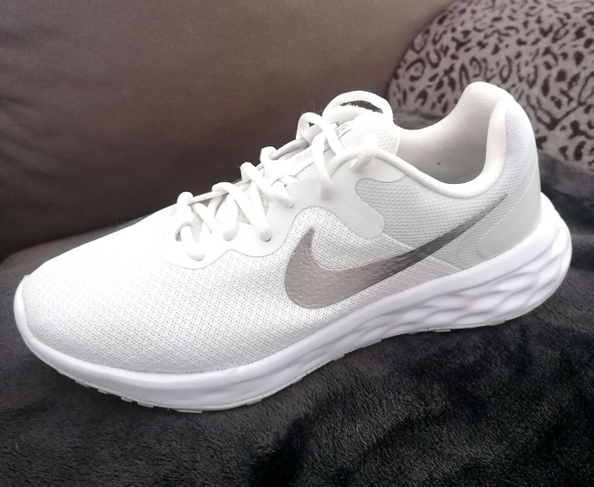 NIKE revolution - Tamanho 38 (Impecáveis)