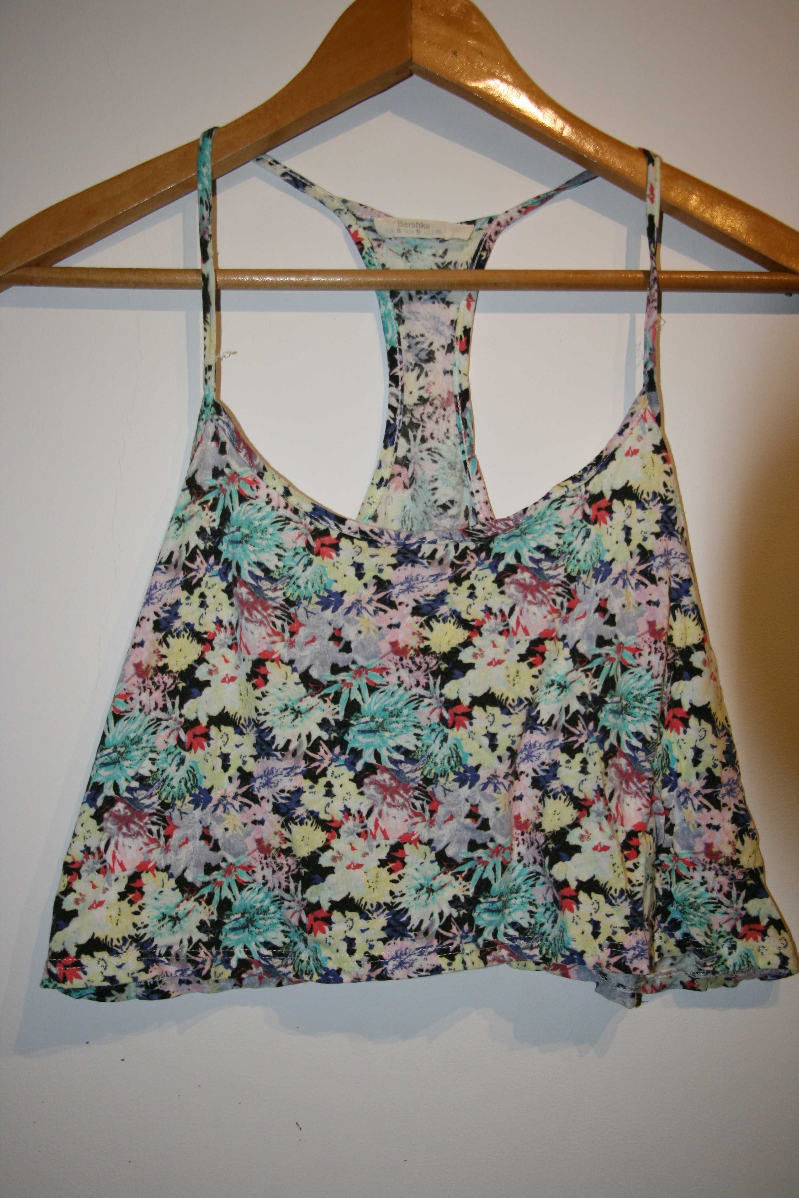 Crop Top Flores Bershka