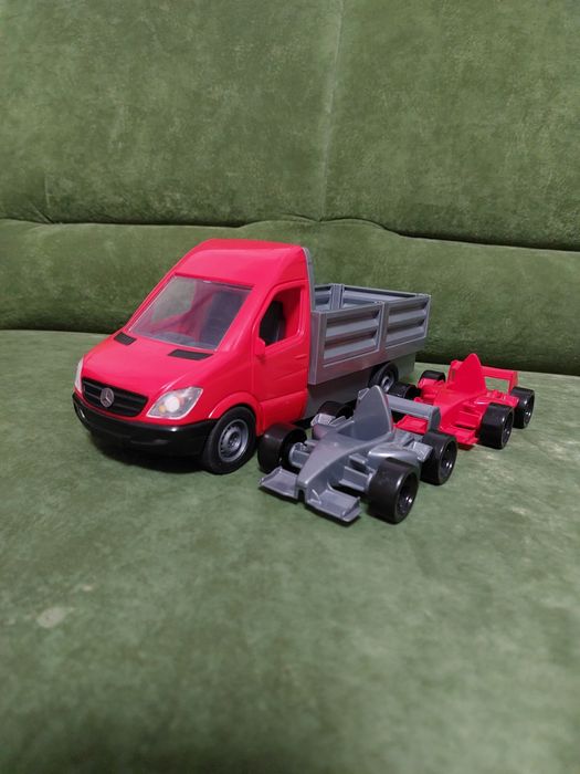 Машинка бортовая Mercedes-Benz Sprinter