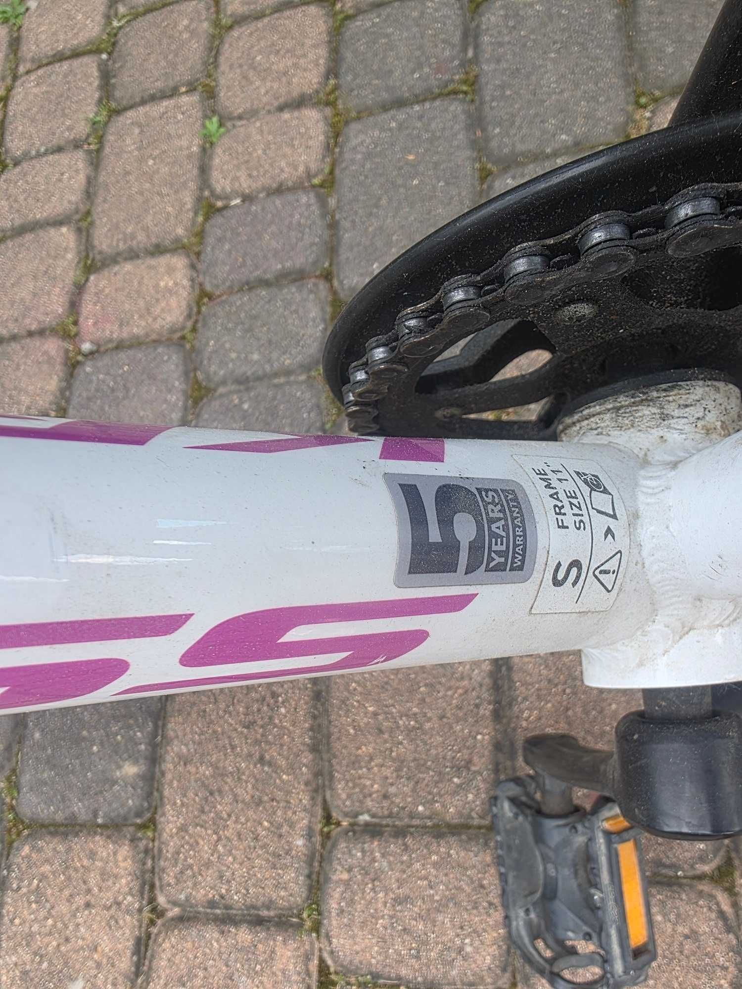 Kross Esprit Kid koła 20'' rama 11