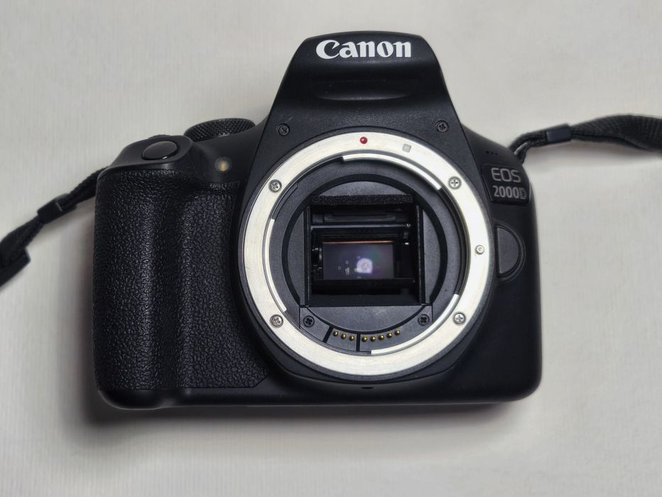Cânon 2000D + kit completo