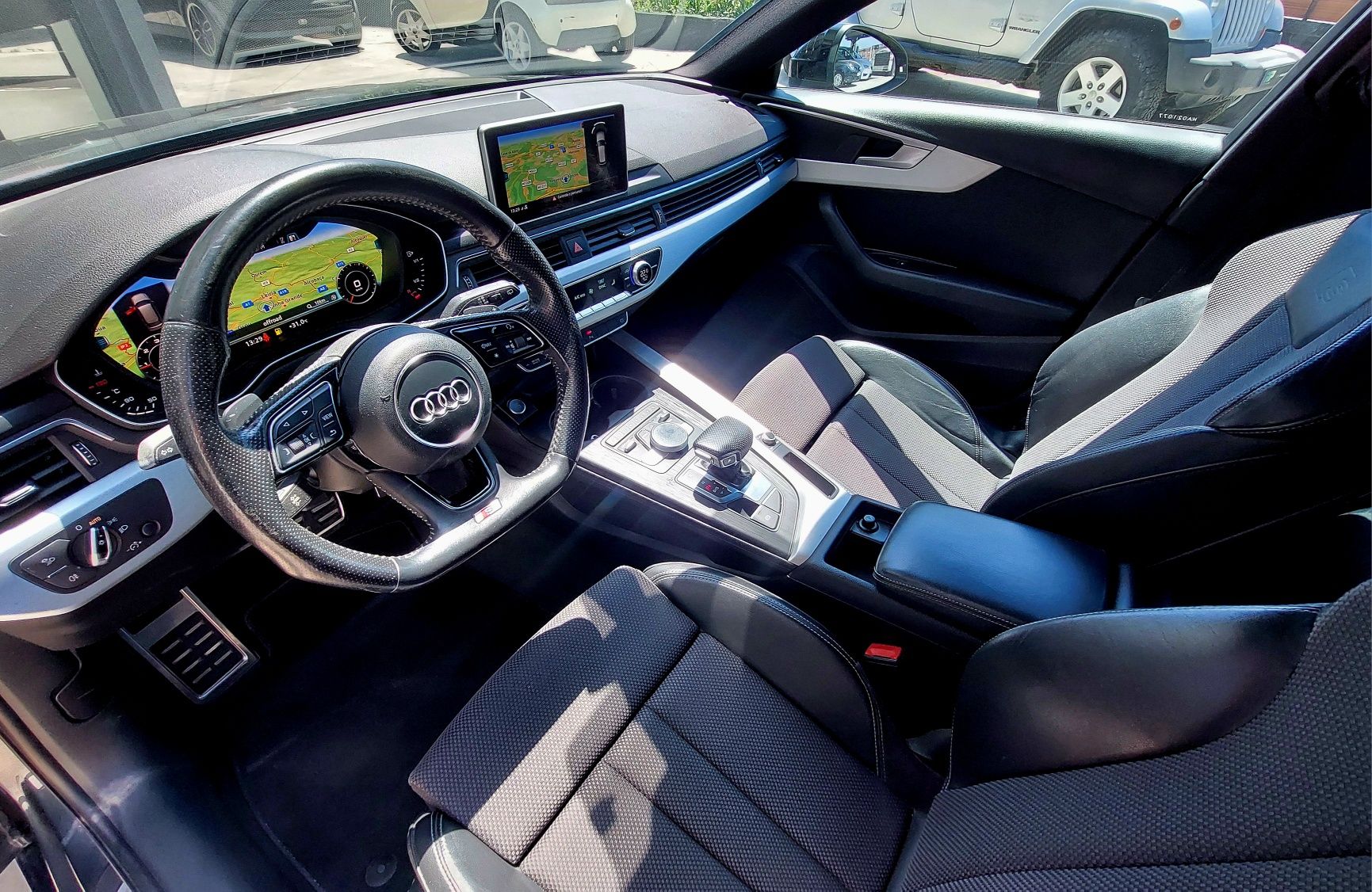 Audi A4 Avant 2.0 TDI S-Line / S-Tronic G7 / Virtual Cockpit