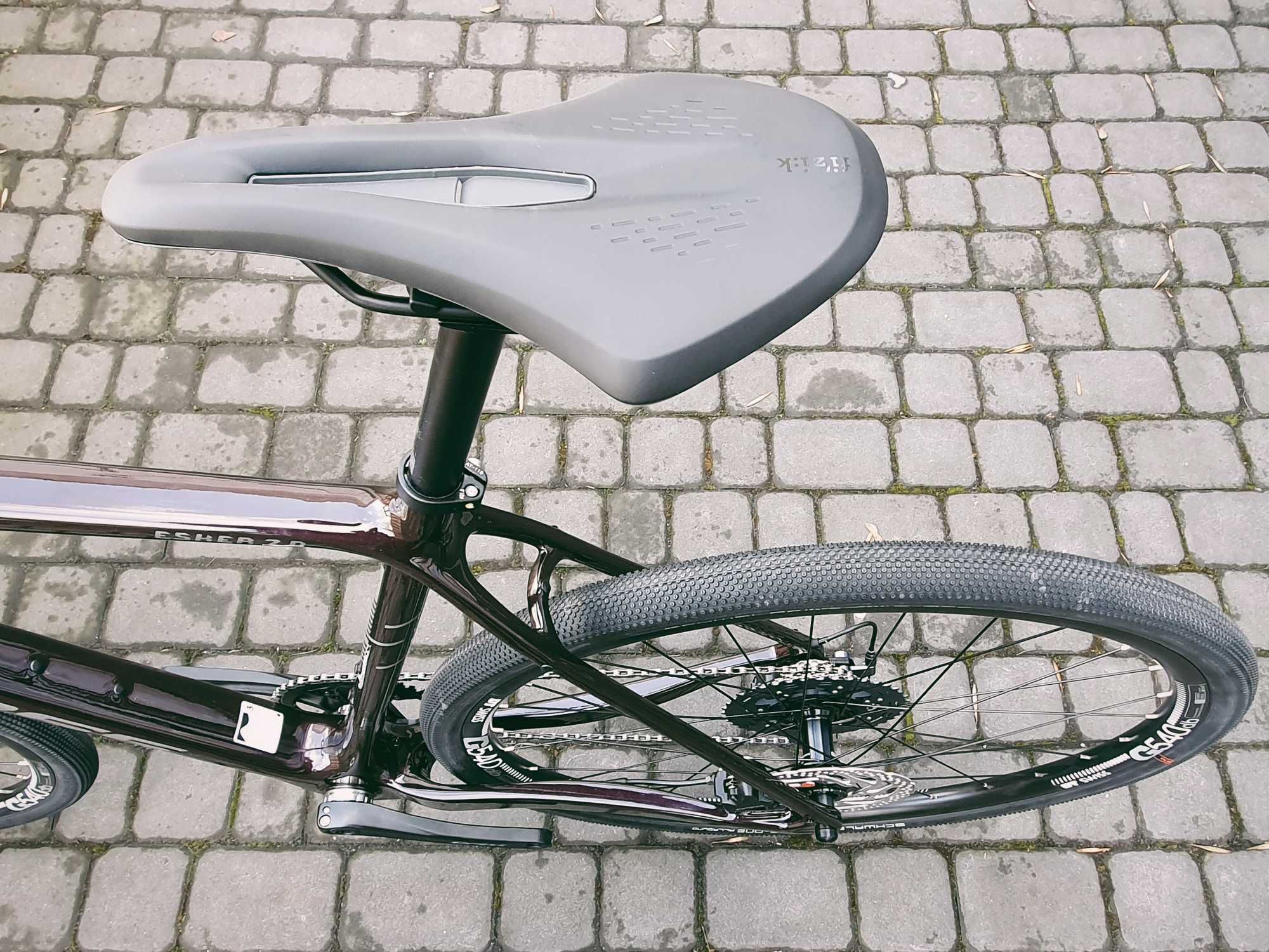 Kross Esker 7.0, rozm L (21"), gravel, carbon, shimano grx, 2024, -25%