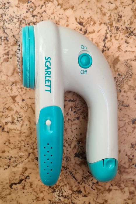 Машинка от катышек SCARLETT