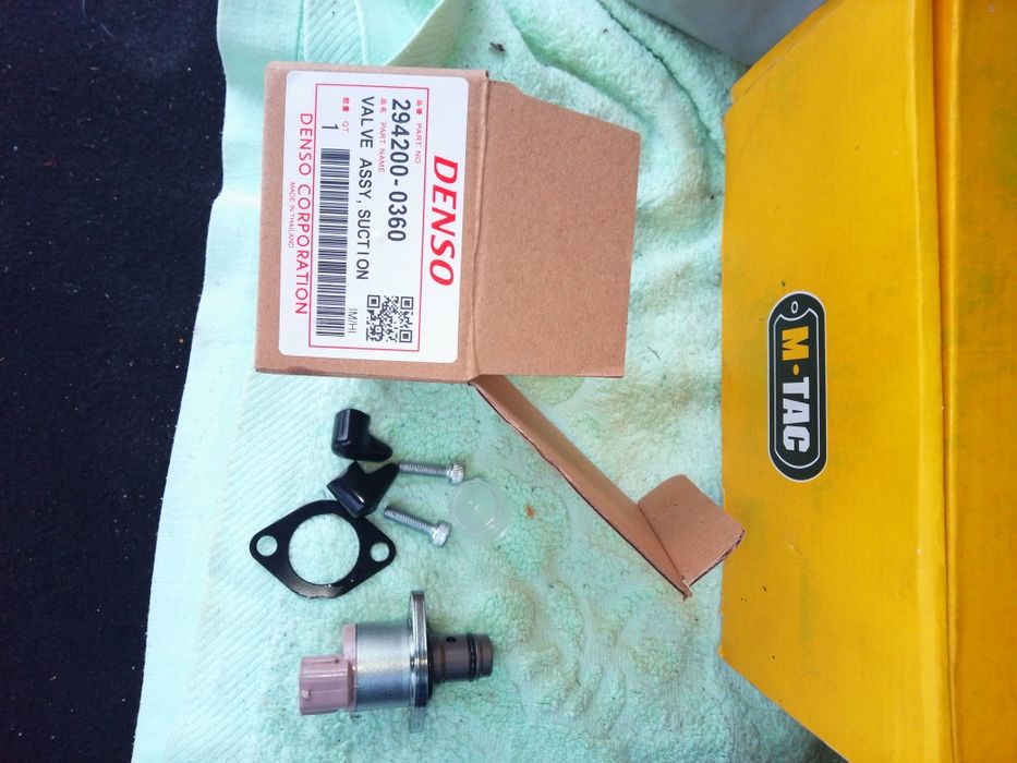 Регулятор тиску палива