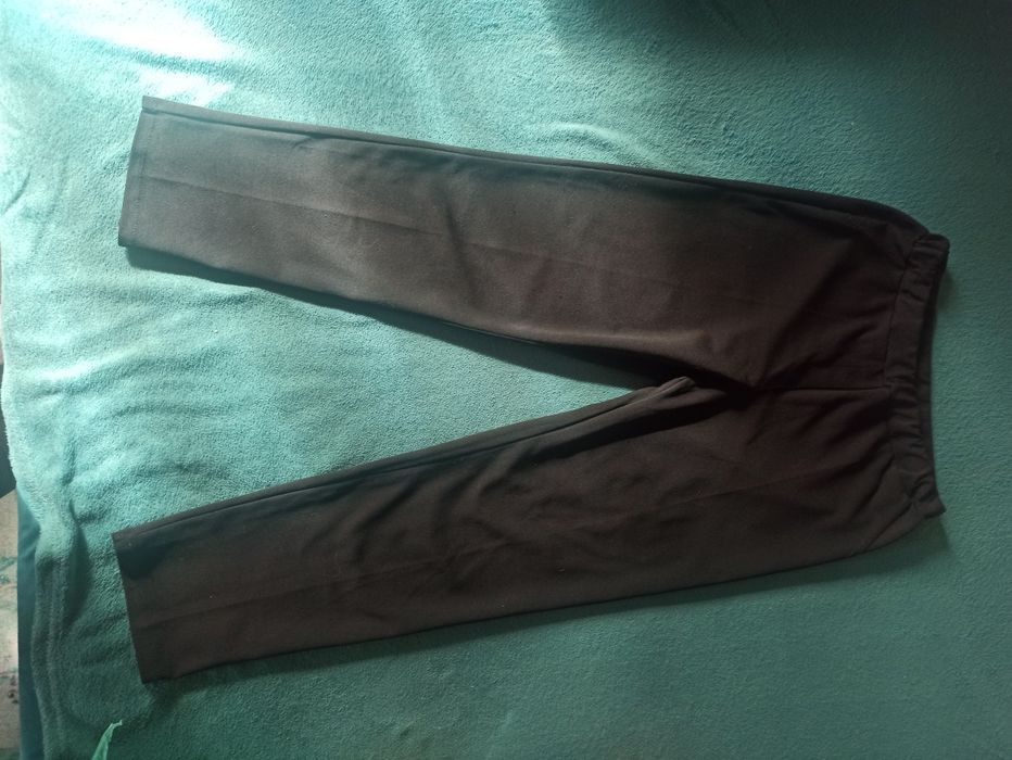 Eleganckie czarne spodnie r. L