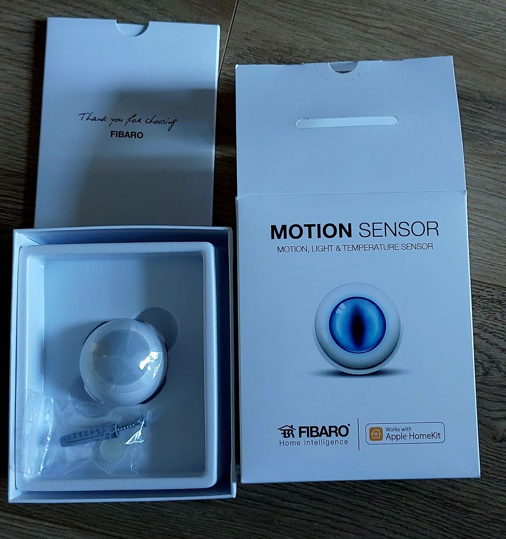 Czujnik ruchu FIBARO Montion Sensor FGBHMS Apple HomeKit