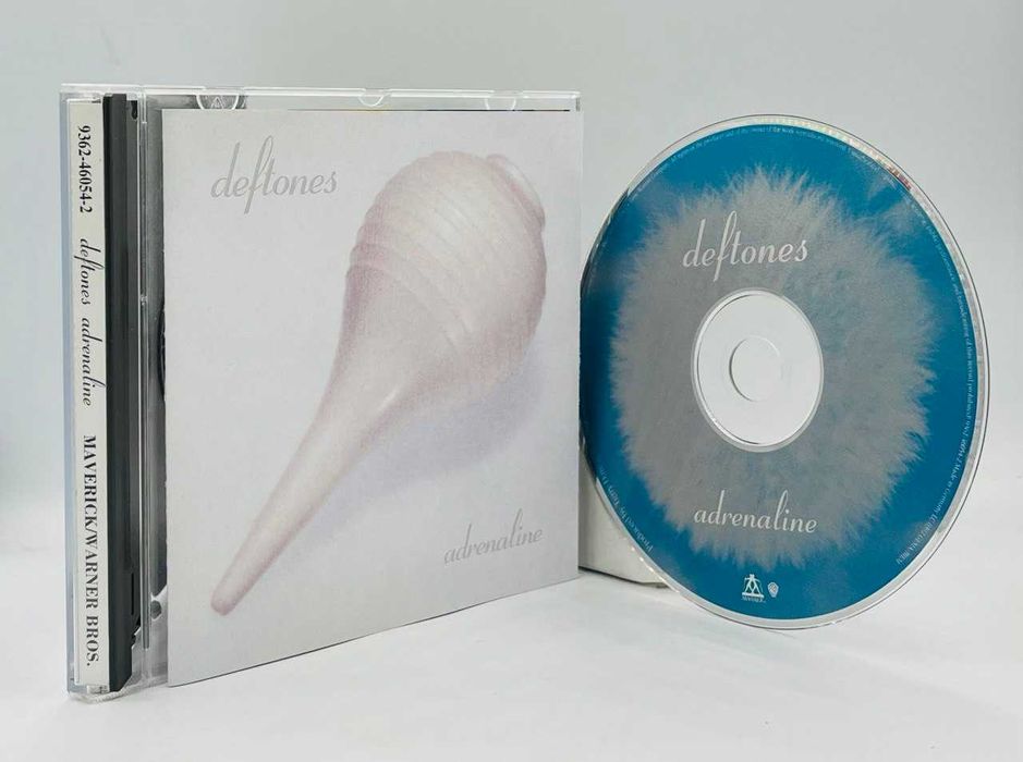 Deftones (фірмові компакт-диски)