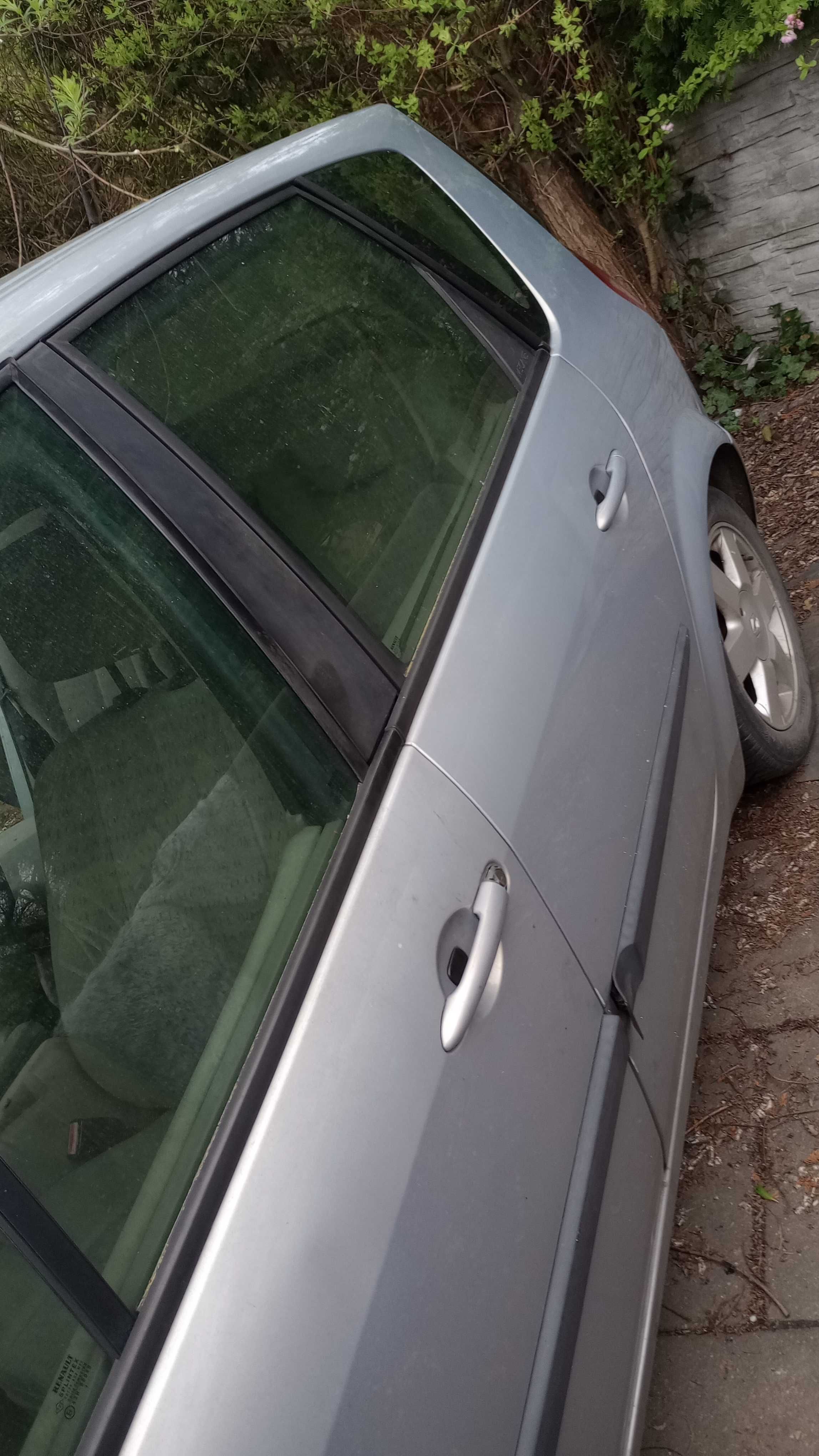 Renault Scenic 2 II TEA19 klamka, drzwi części