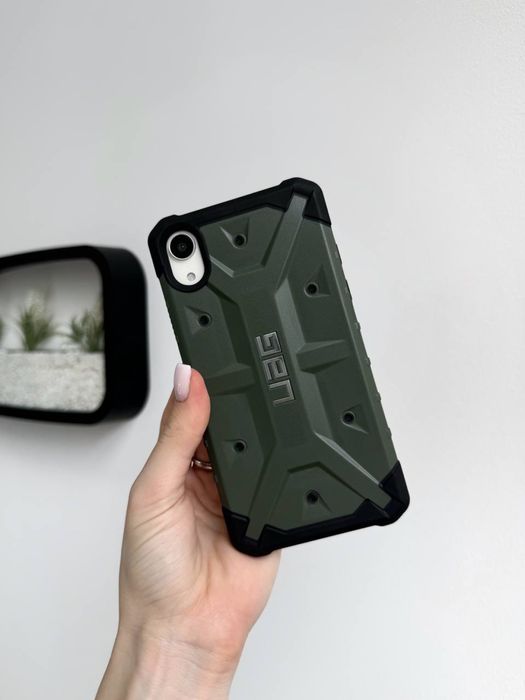 Чехол ударопрочный UAG для iPhone