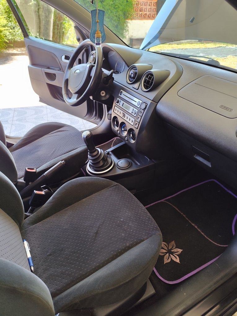 FORD Fiesta  Viatura a GPL