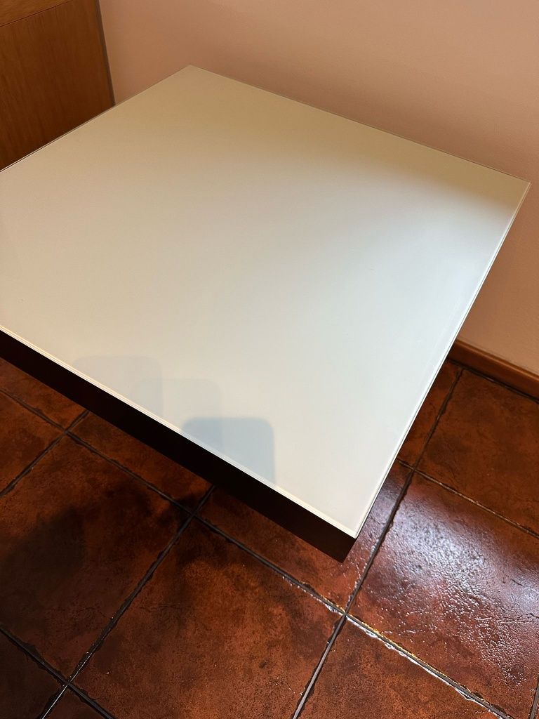 Mesa de centro/apoio