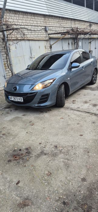 Мазда 3 . 2009 .