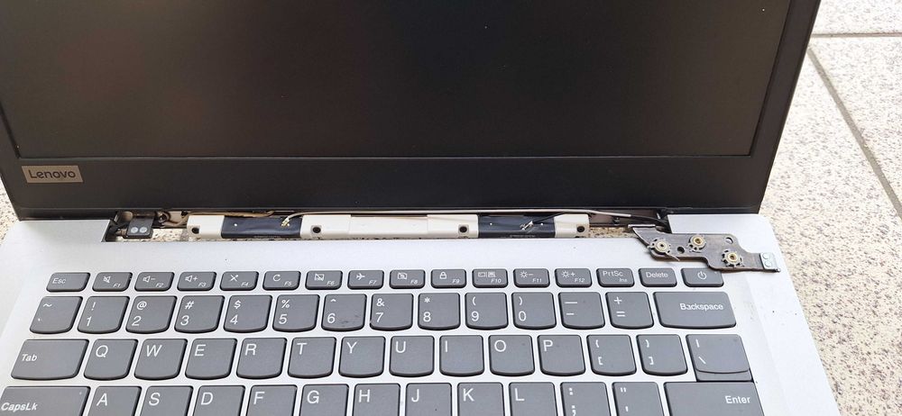 Laptop Lenovo 14 cali 1.1Ghz 4GB 64GB