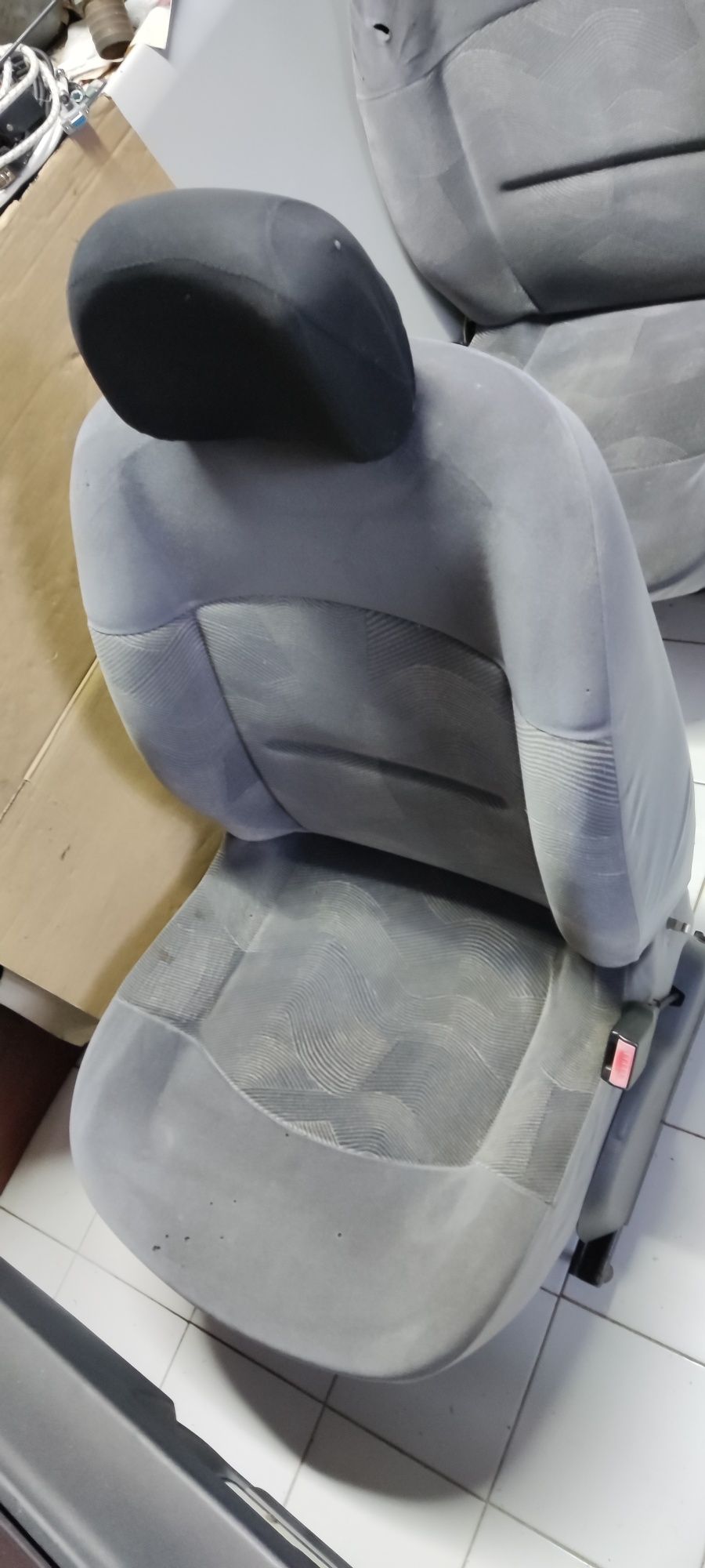 Bancos frontais Renault Clio MK2