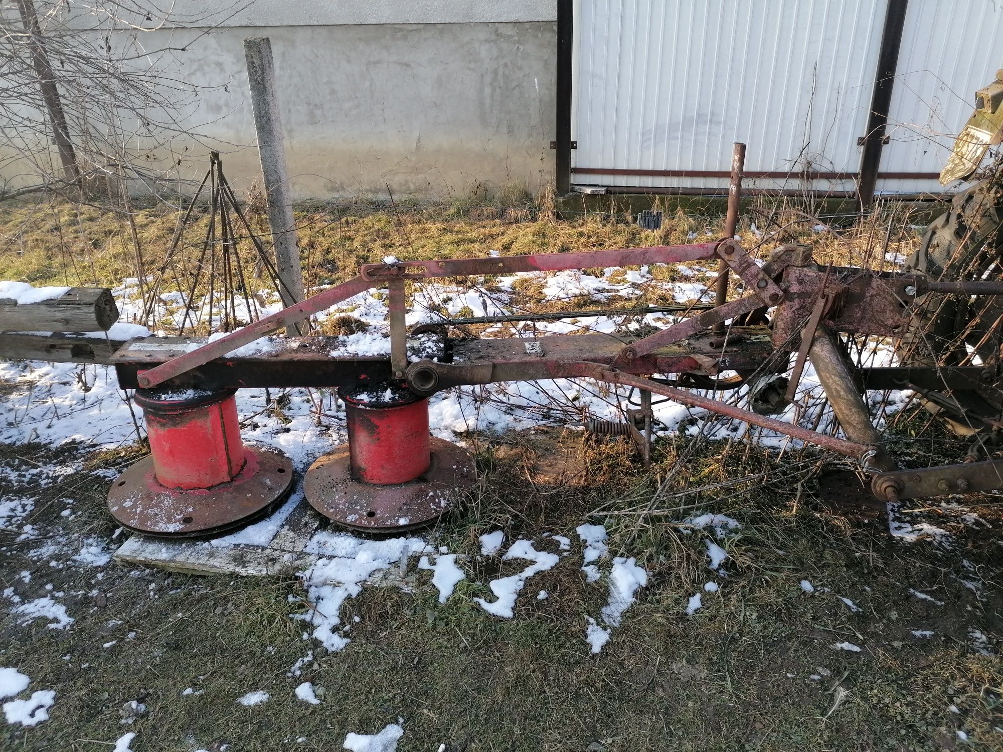 Трактор Т-25,  граблі, коса і прицеп