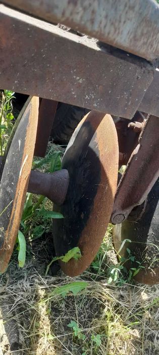 Продам дискову борону, косарку та РУН