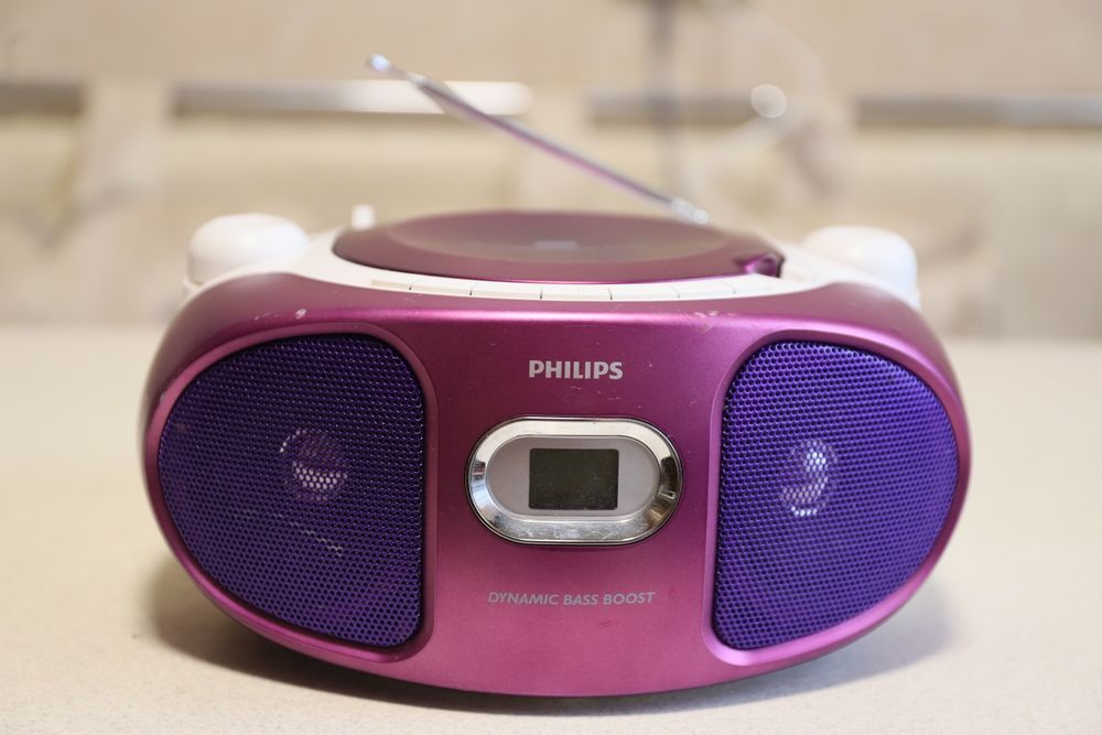 Philips  AZ 105 V/12   fm , cd