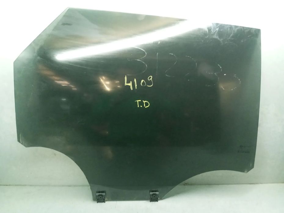Vidro porta trás direito PEUGEOT 3008 II (M_)
