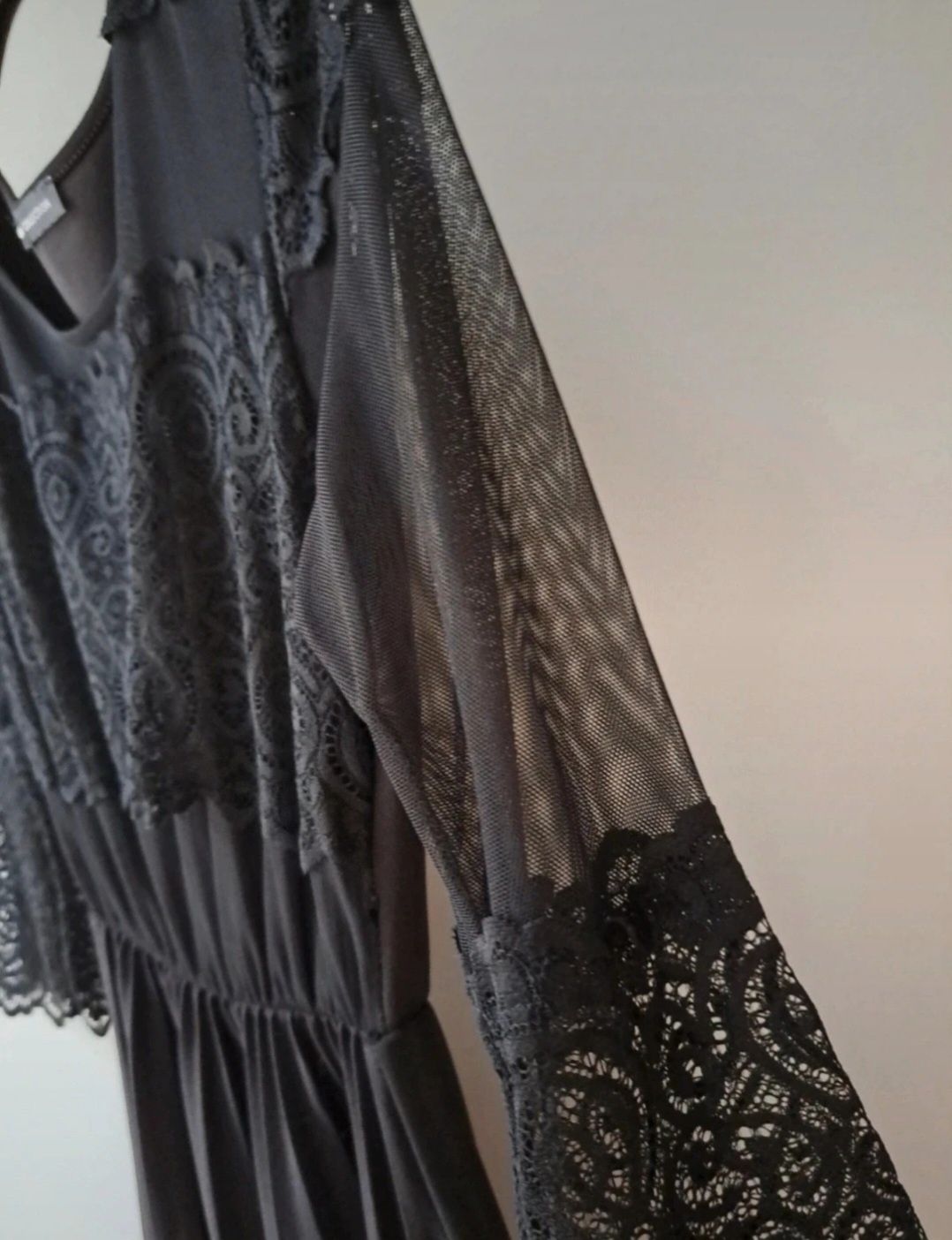 Vestido preto renda s