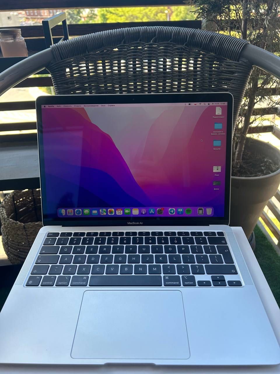 MacBook Air M1 13-inch 16 GB