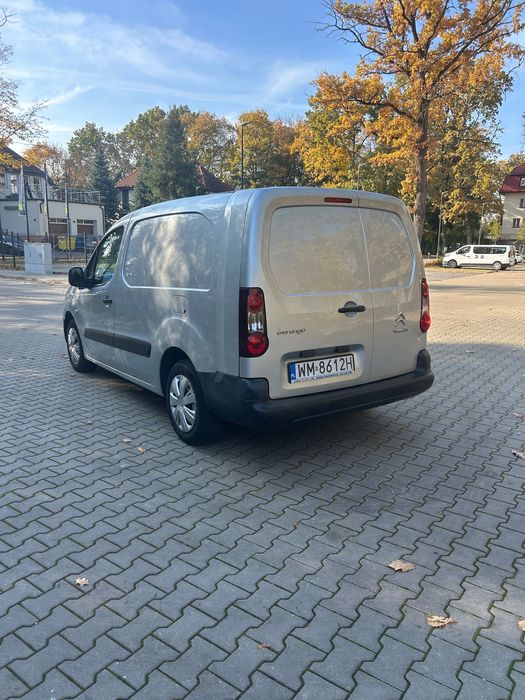 Berlingo 2016, 3 osobowy, nowe sprzęgło, rozrząd i zawieszenie!