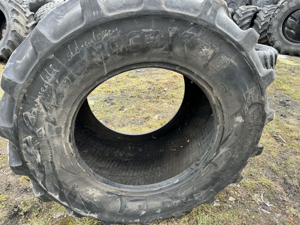 Opona 710/55R30 Michelin