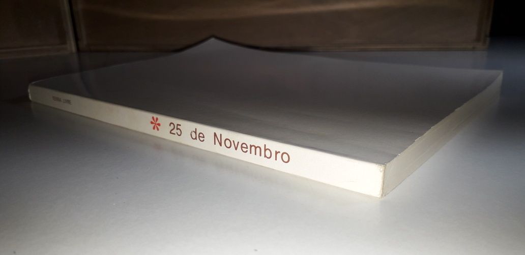 25 de Novembro (Terra Livre, 1976)