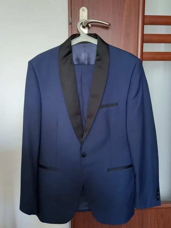 Garnitur męski slim fit Pako Lorente, r. L.